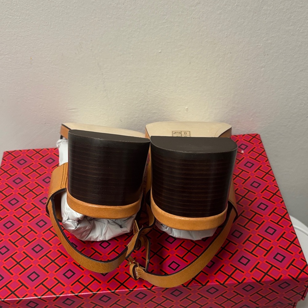 Tory Burch Women's Eleanor Heel Sandals, so comfy and stylish. Brand New. - Picture 14 of 16